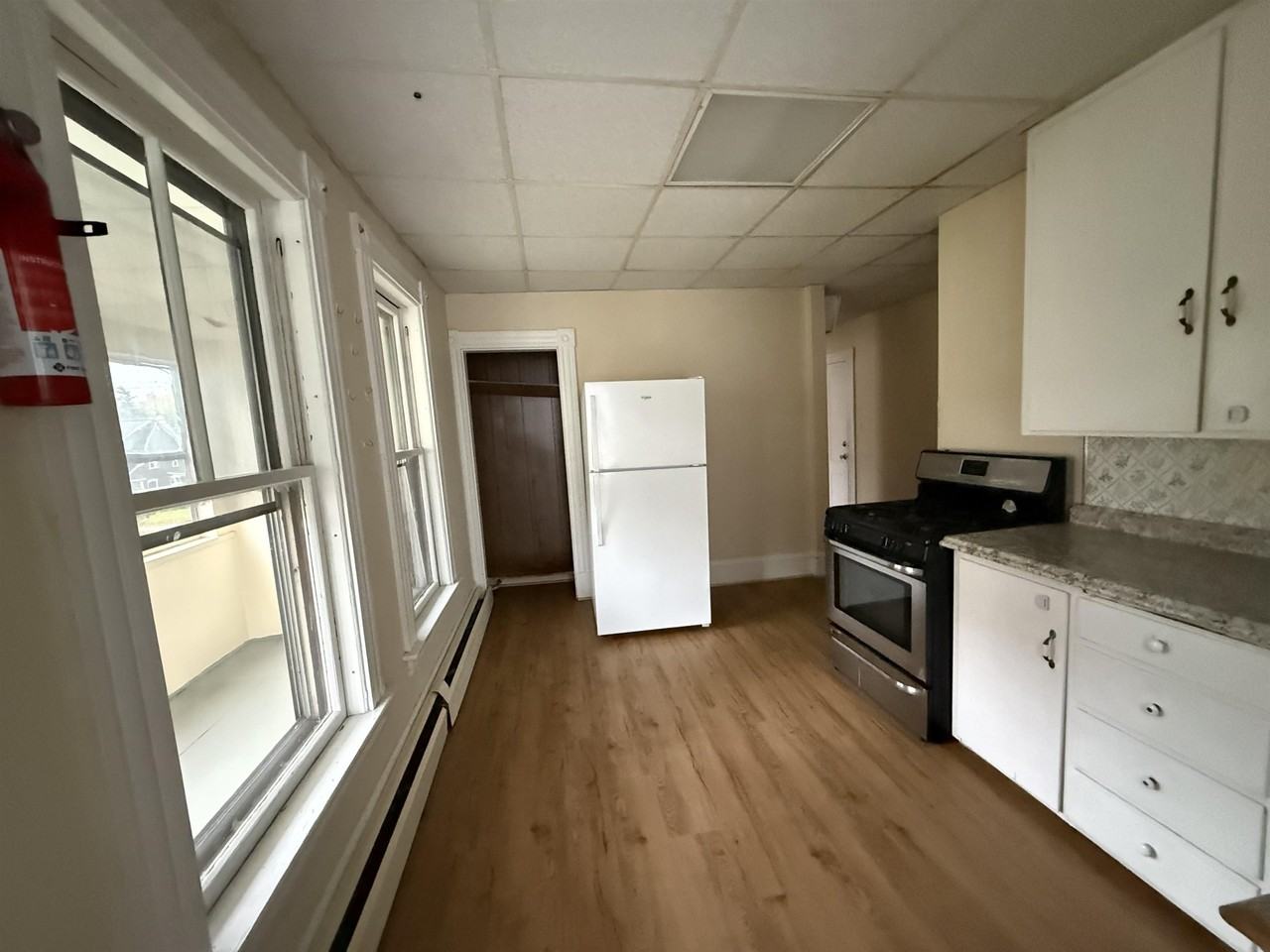 70 Gilford Ave #B - Photo 7 of 19