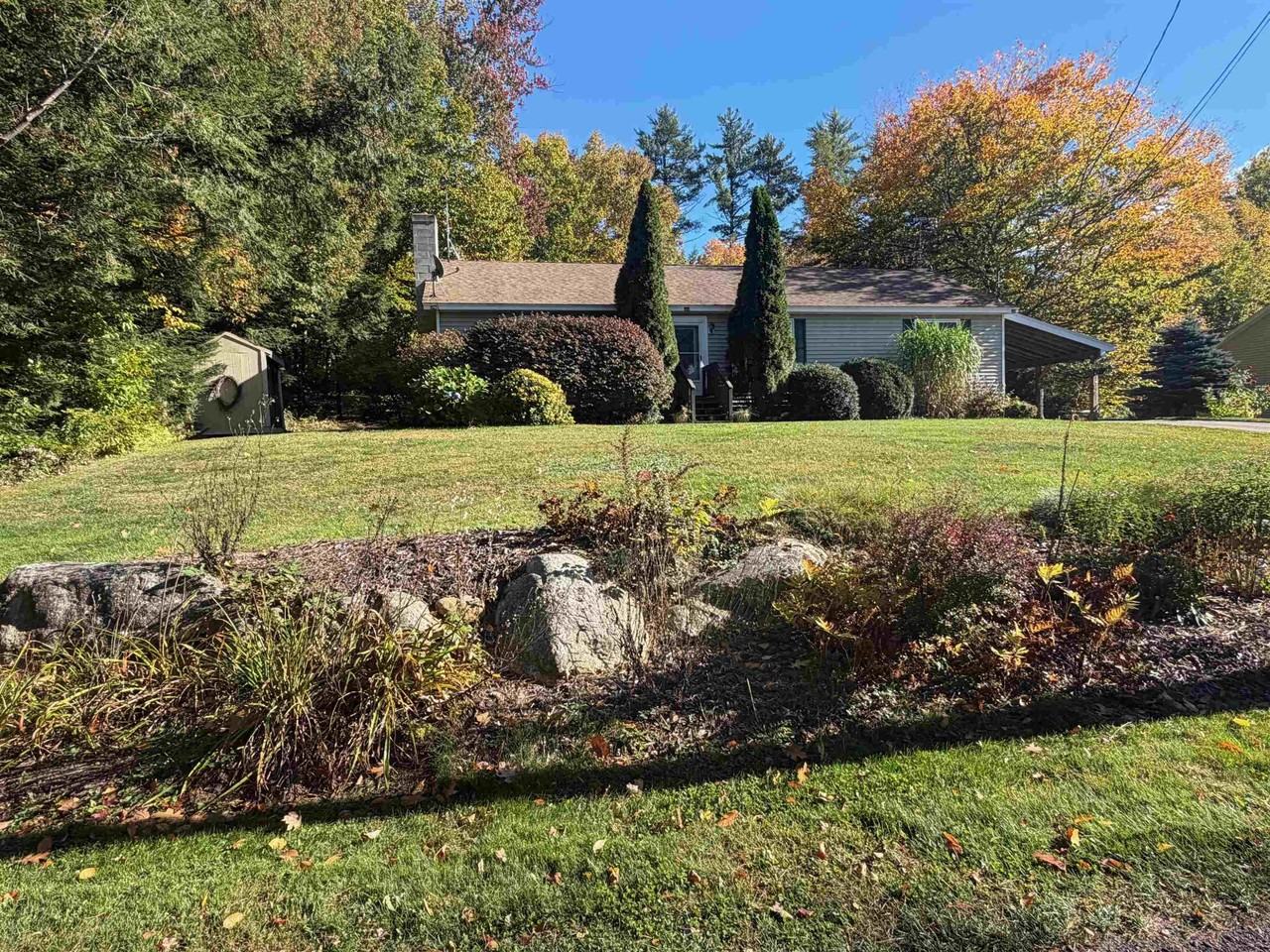 20 Indian Head Ln - Photo 2 of 48
