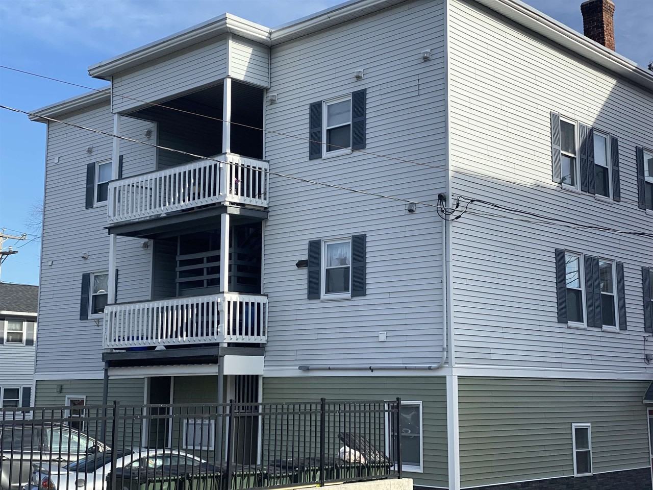 133 2nd St #2S - Photo 6 of 42