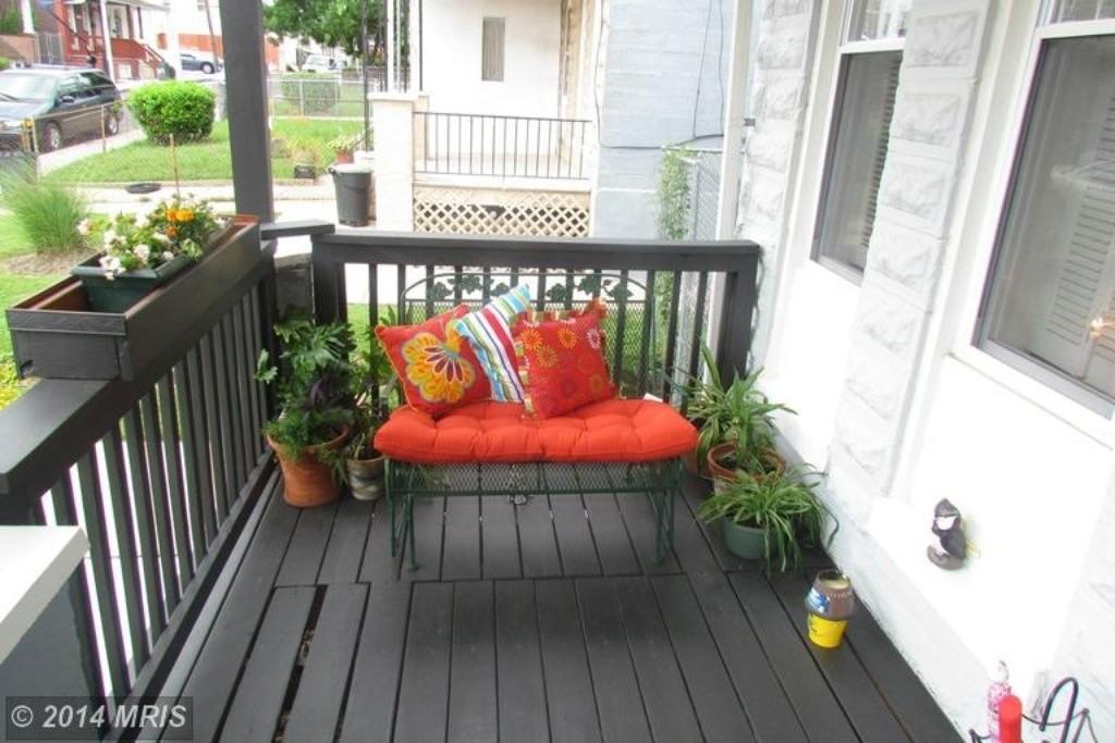 618 Cator Avenue - Photo 3 of 16