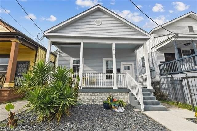 3717 Willow St - Photo 2 of 20
