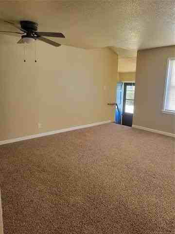1327 E 38th St #A - Photo 5 of 17