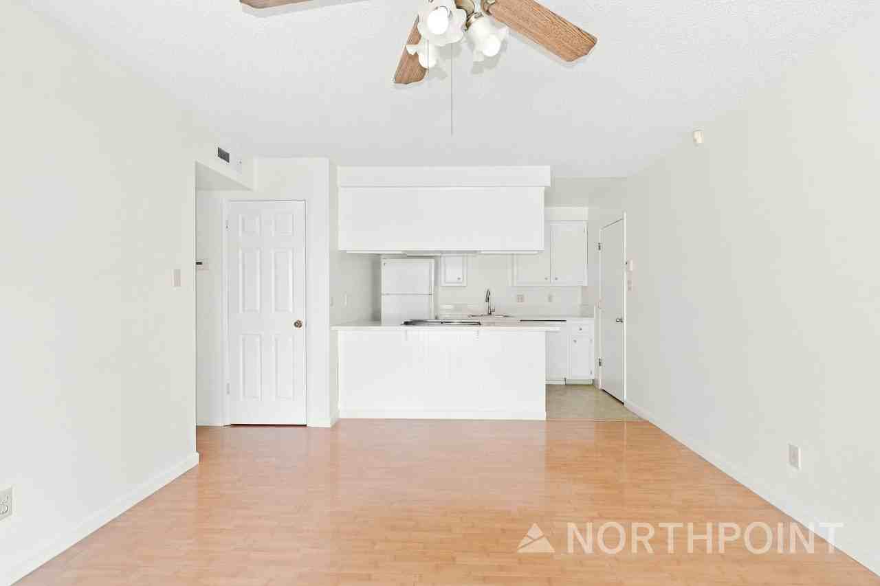 5311 - 5313 Gibbons Drive - Photo 5 of 15