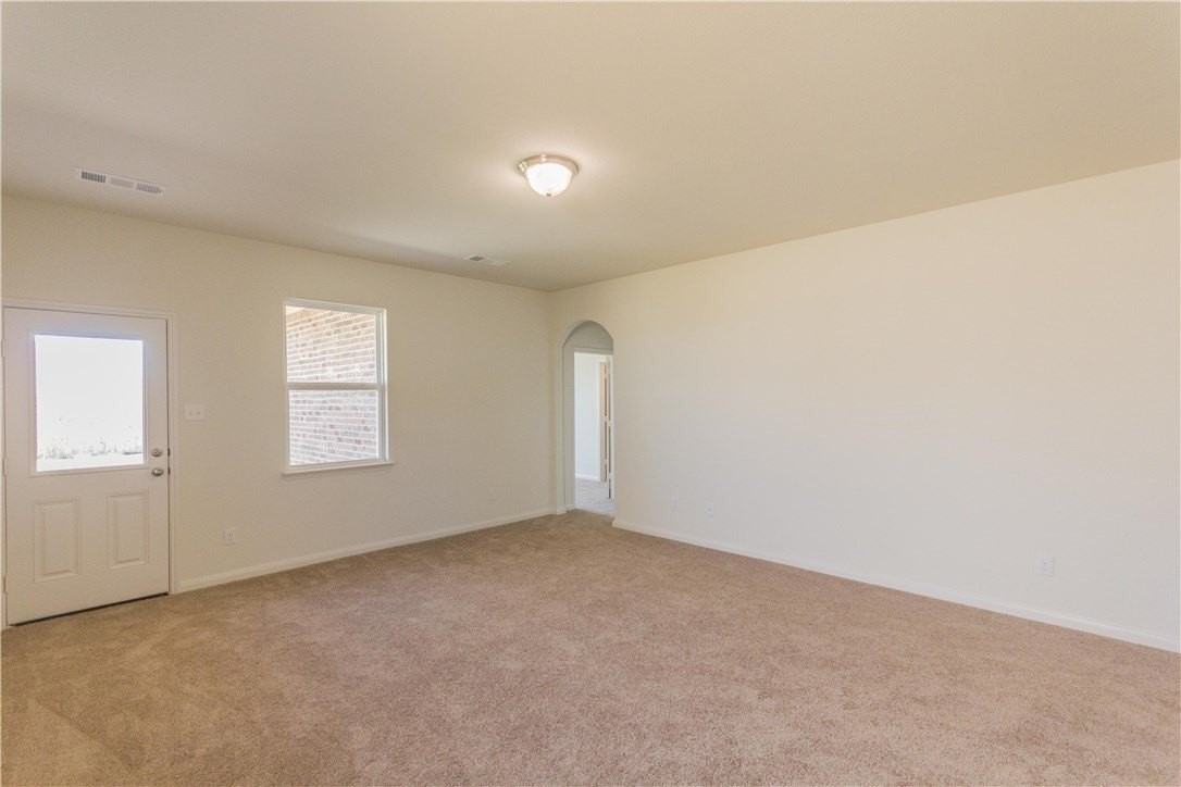 1605 Park Trails Blvd - Photo 4 of 22