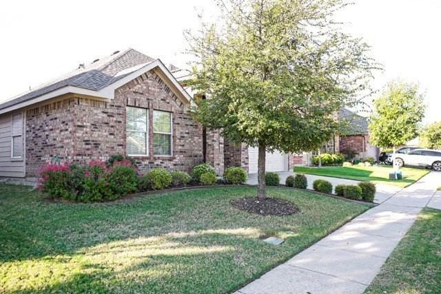 503 Dartmoor Dr - Photo 2 of 33