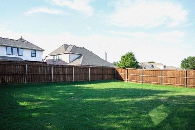 503 Dartmoor Dr - Photo 6 of 33