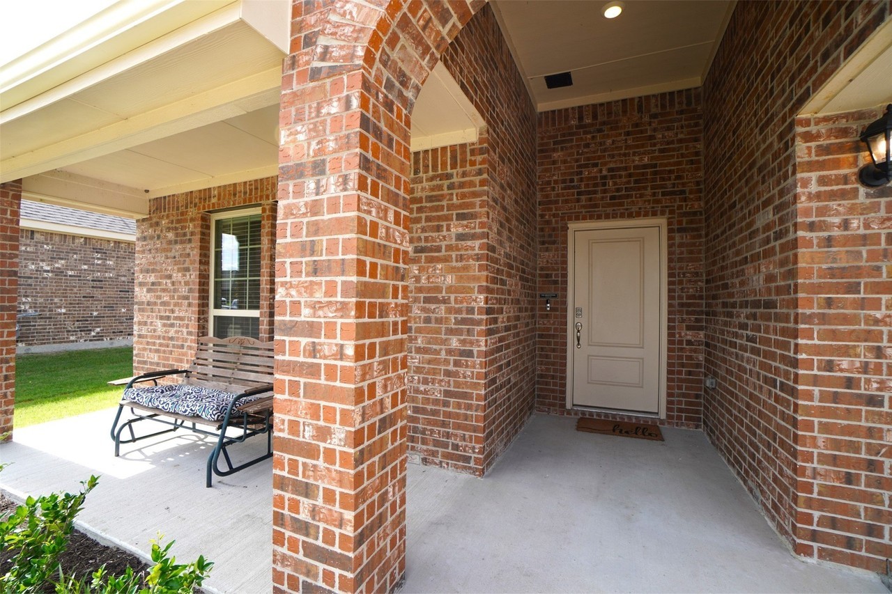 476 Declaration Way - Photo 3 of 18