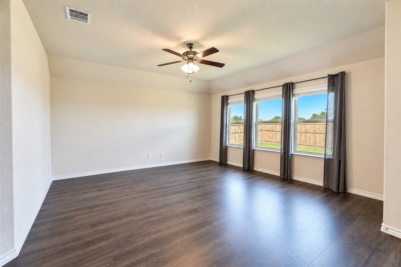 476 Declaration Way - Photo 5 of 18