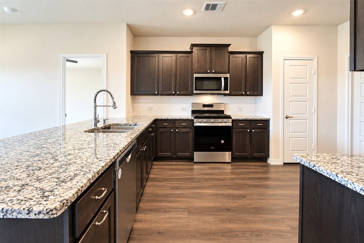 476 Declaration Way - Photo 7 of 18