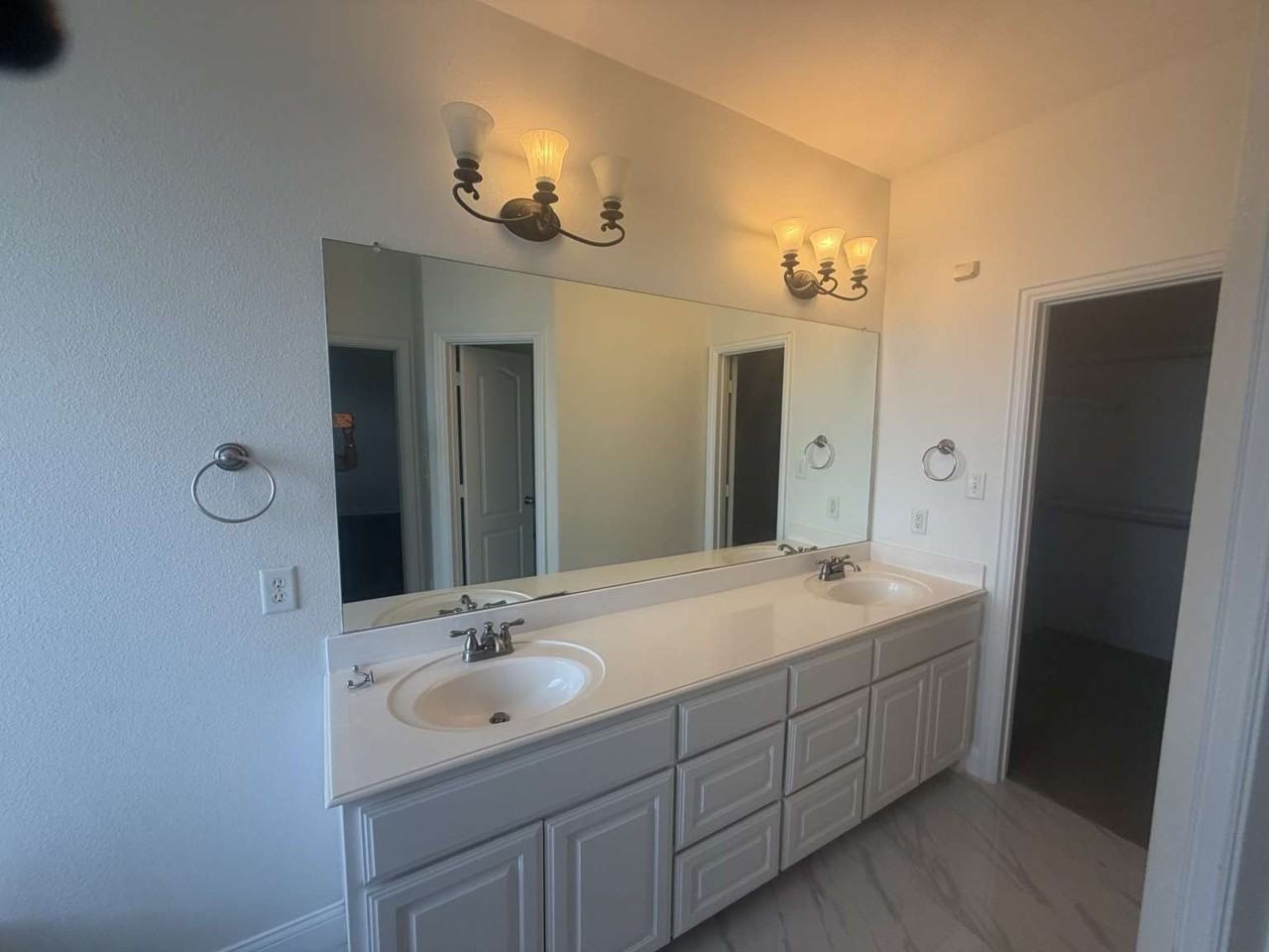 557 Mobley Way Ct - Photo 6 of 26