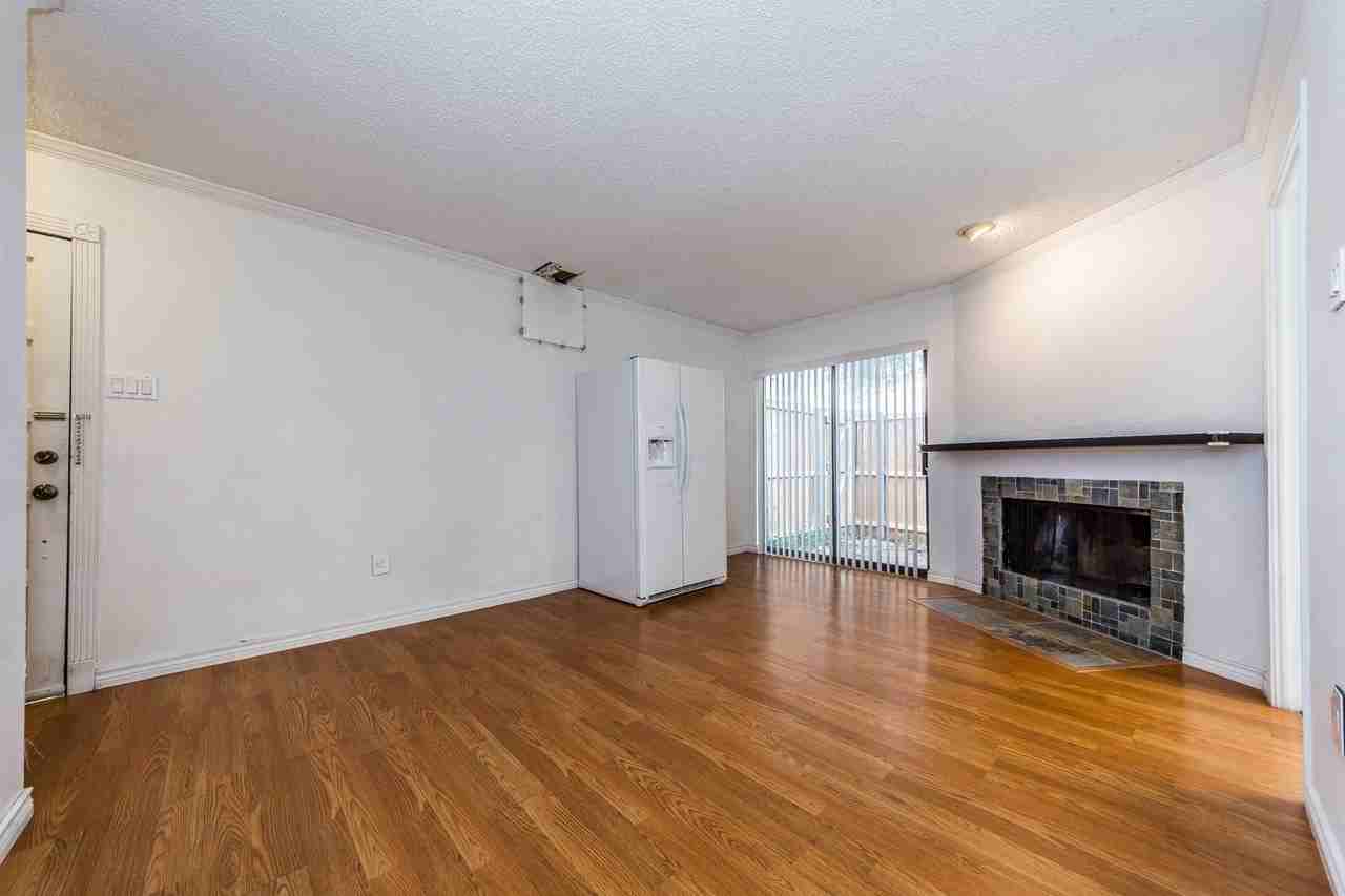 885 Dublin Dr #3 - Photo 4 of 28