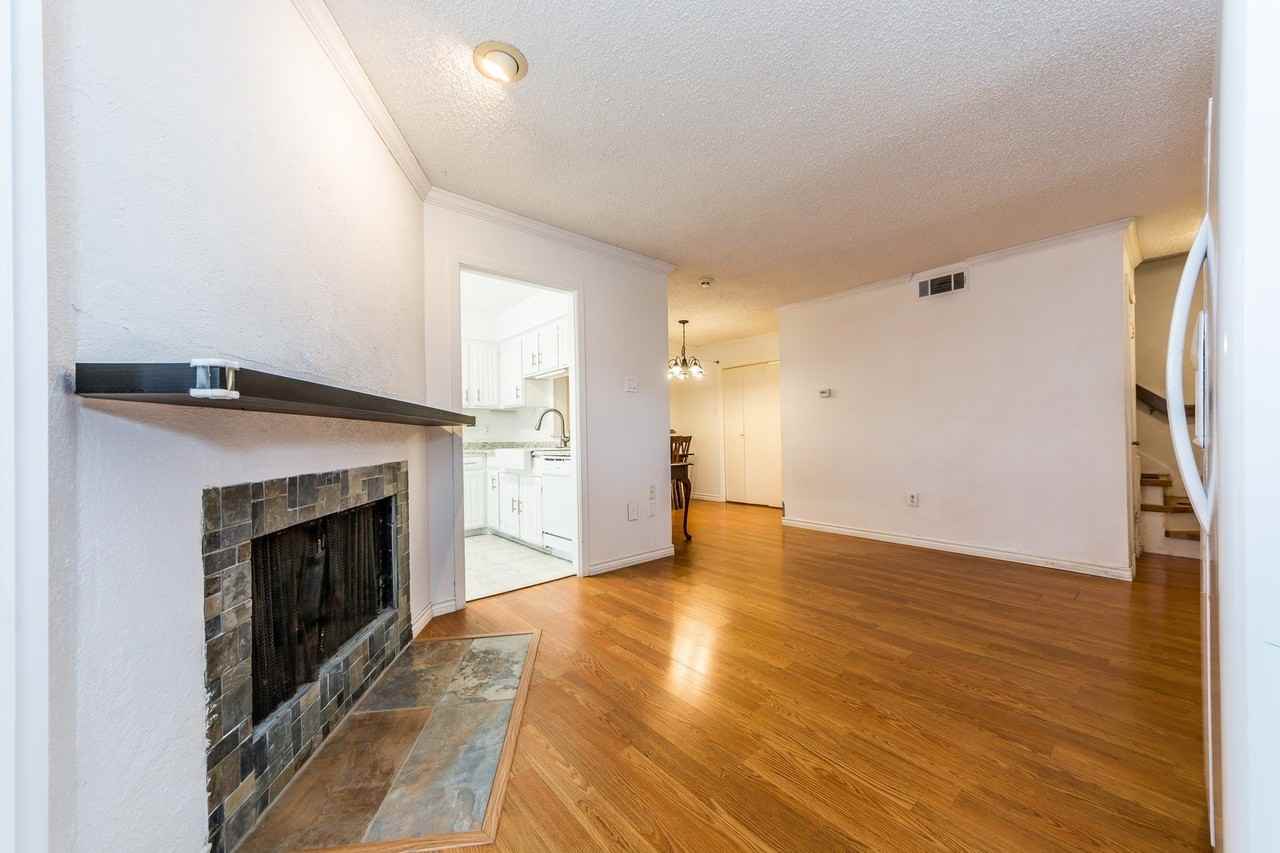 885 Dublin Dr #3 - Photo 5 of 28