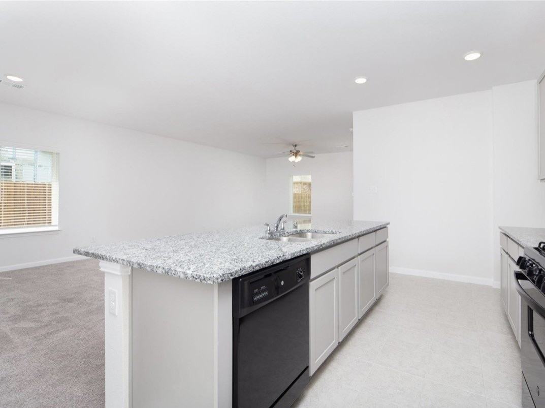 2088 Hartley Dr - Photo 4 of 15