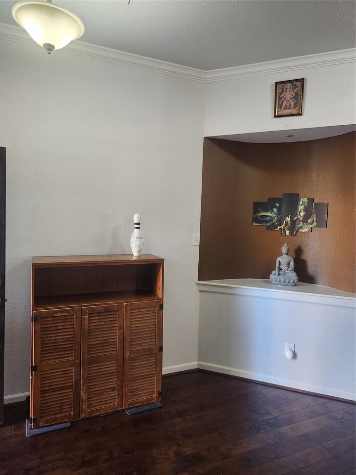 3038 Ivy Hill Ln - Photo 5 of 40