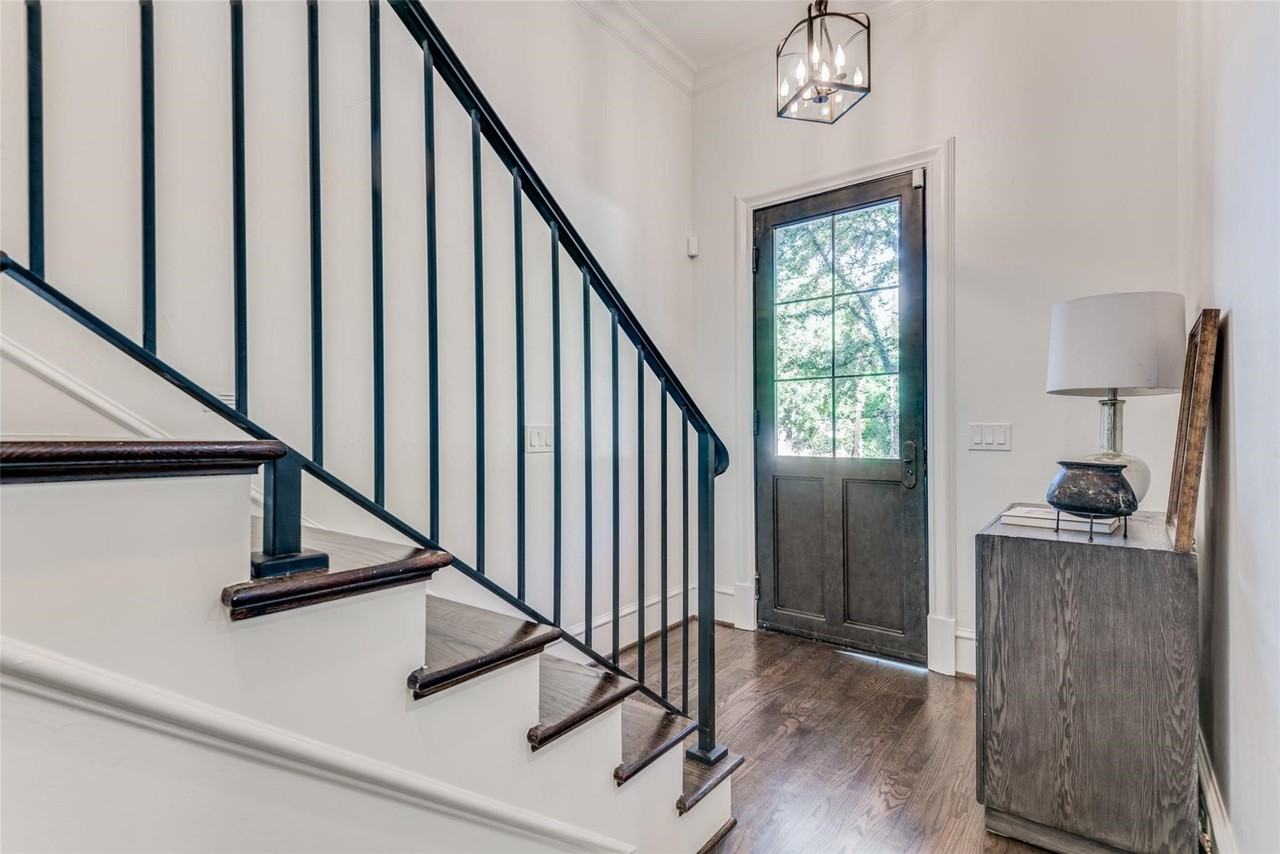 4608 Abbott Ave #103 - Photo 4 of 23