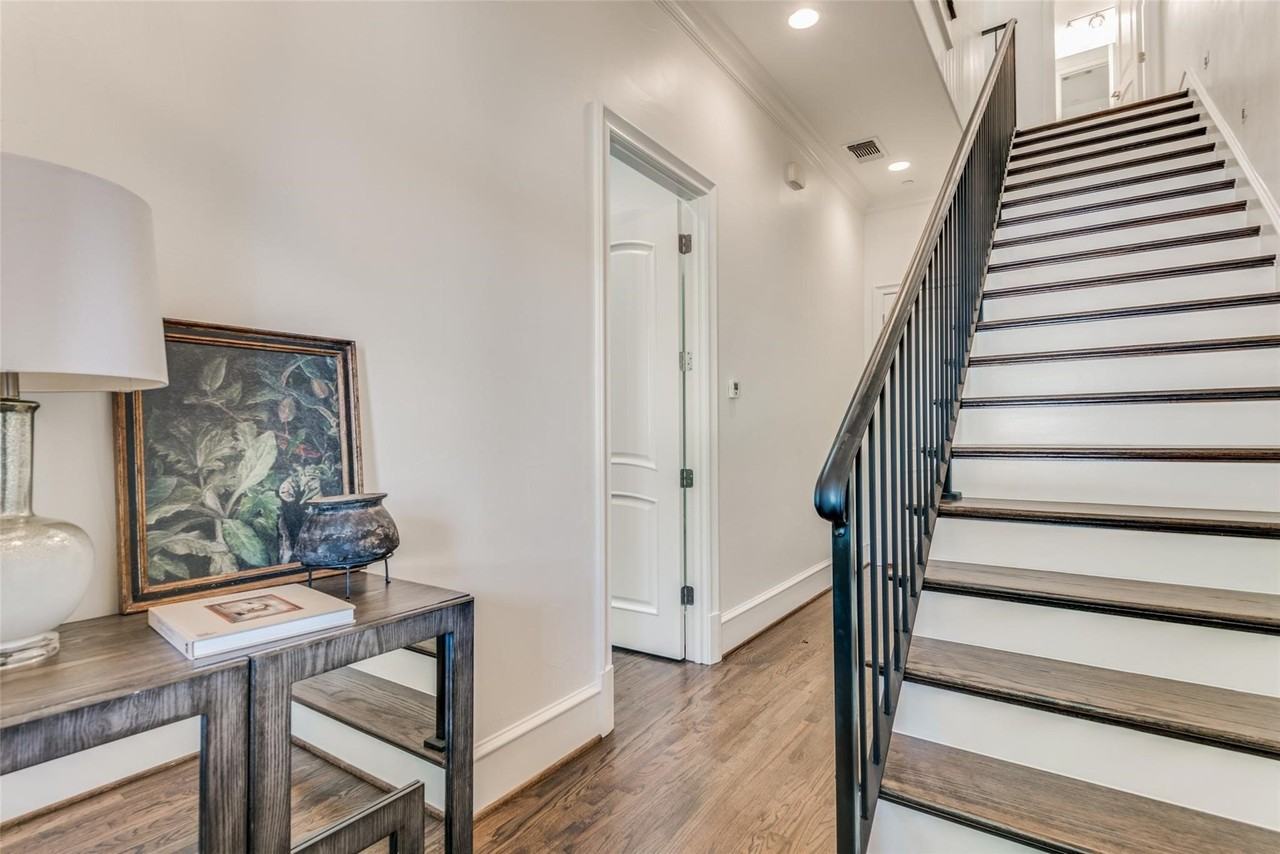 4608 Abbott Ave #103 - Photo 5 of 23