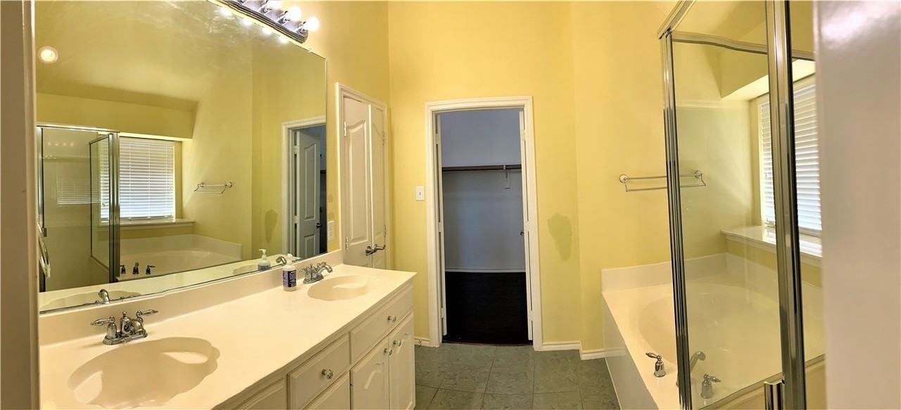 2808 Fossil Run Blvd - Photo 7 of 26