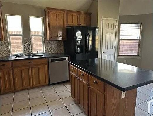 4400 Southbend Dr - Photo 6 of 17