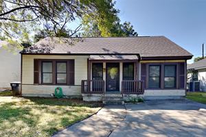 featured image of 3604 Baldwin Ave