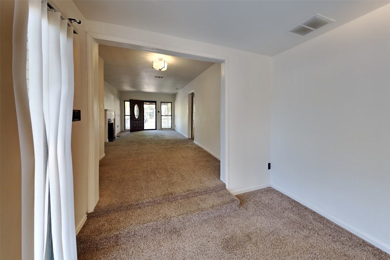3604 Baldwin Ave - Photo 7 of 27