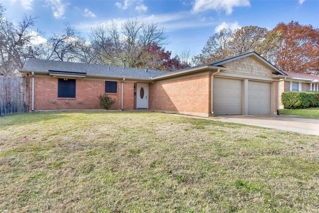 600 Patricia Dr - Photo 2 of 25