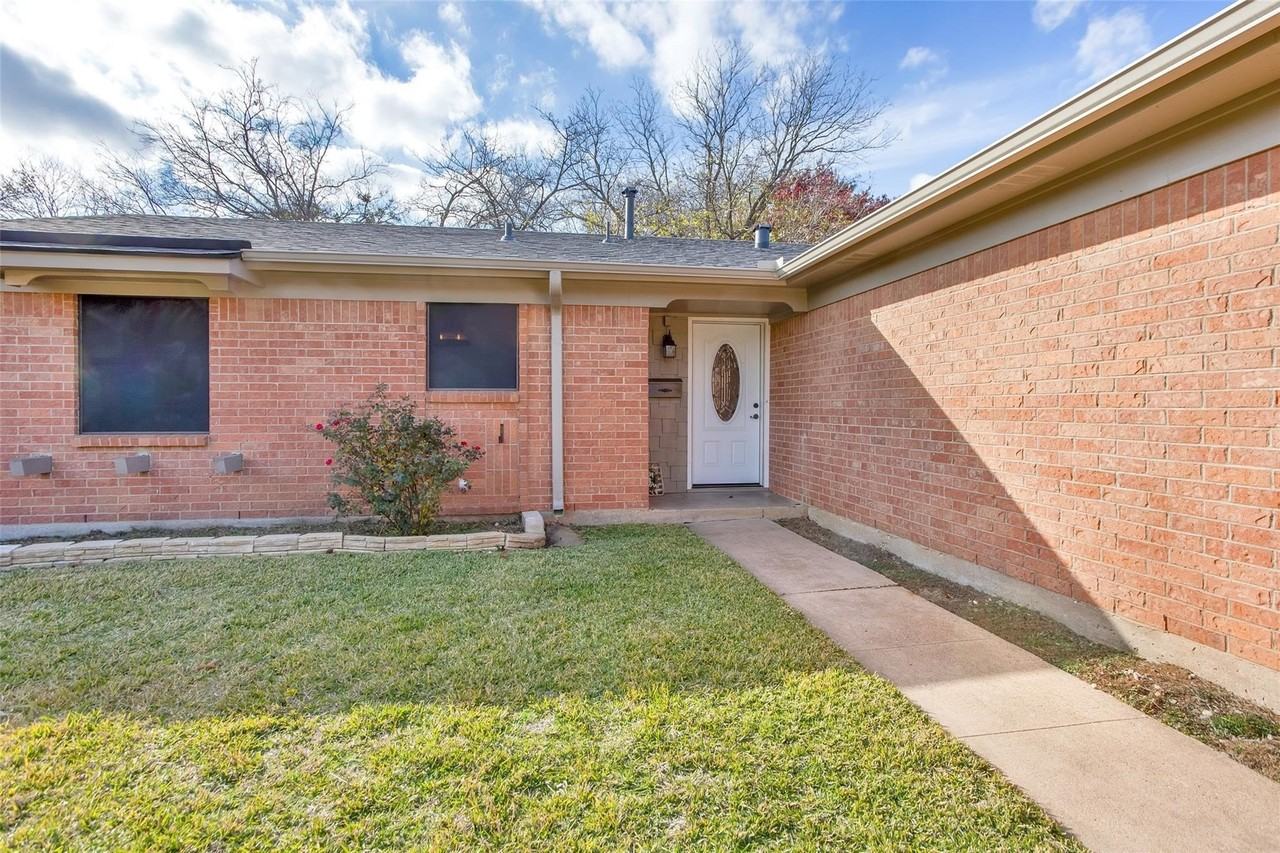 600 Patricia Dr - Photo 3 of 25
