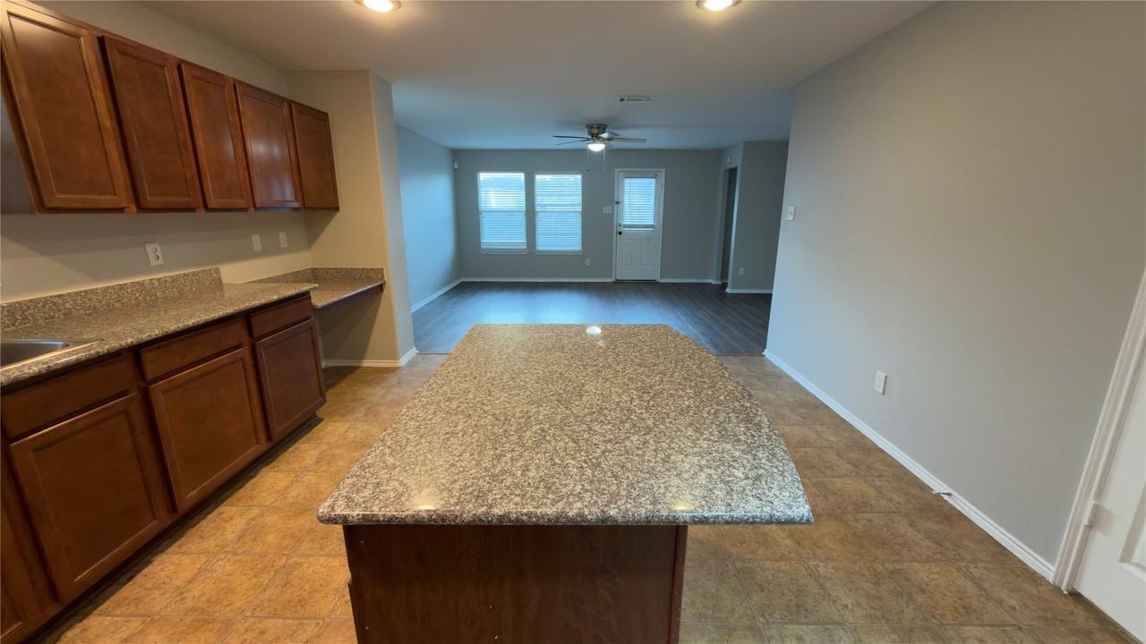 8808 Irish Bend Dr - Photo 6 of 18