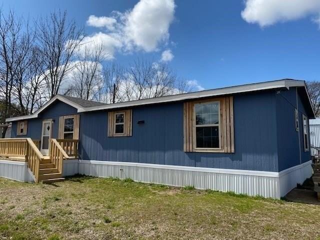 309 Jones Cir - Photo 2 of 16