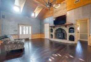266 Slaughter Ln - Photo 5 of 22