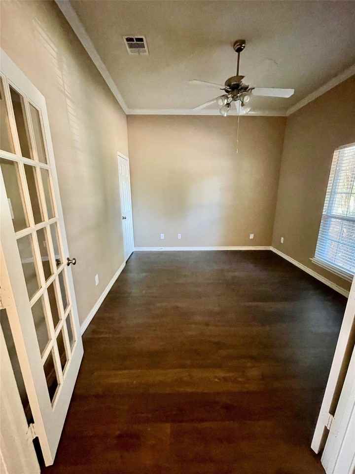9405 Timber Wagon Dr - Photo 6 of 29