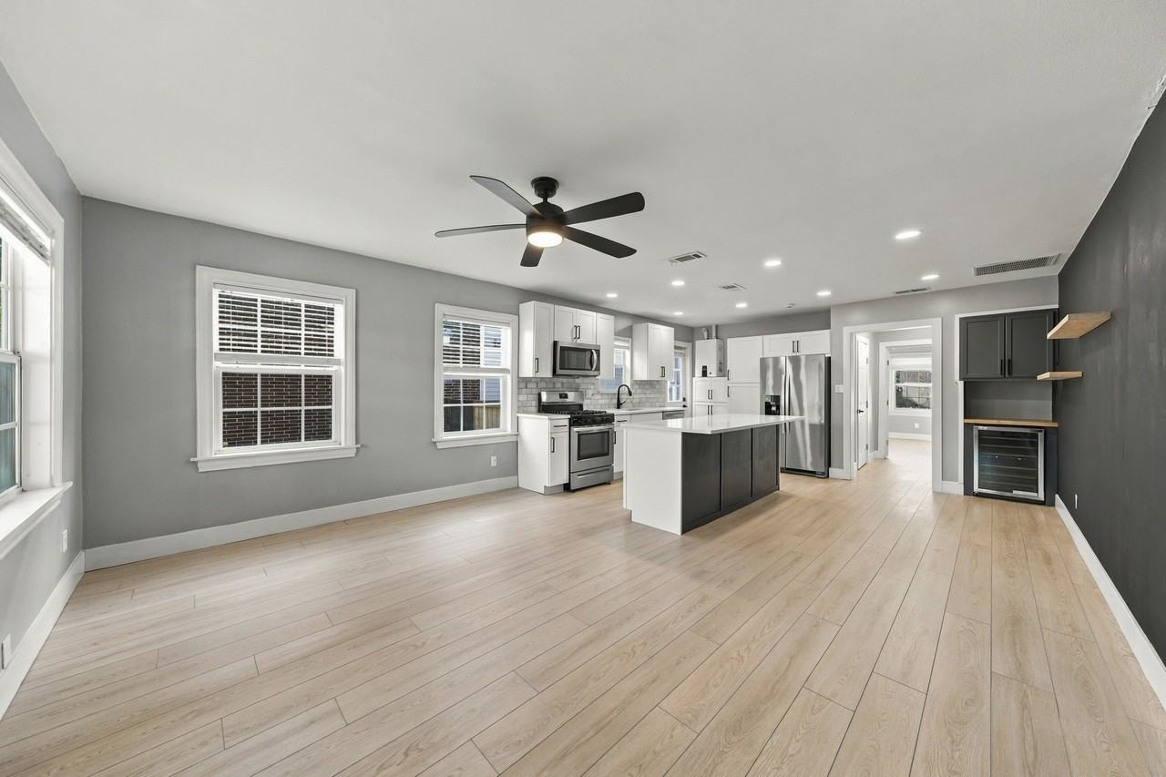 6026 Velasco Ave - Photo 4 of 14