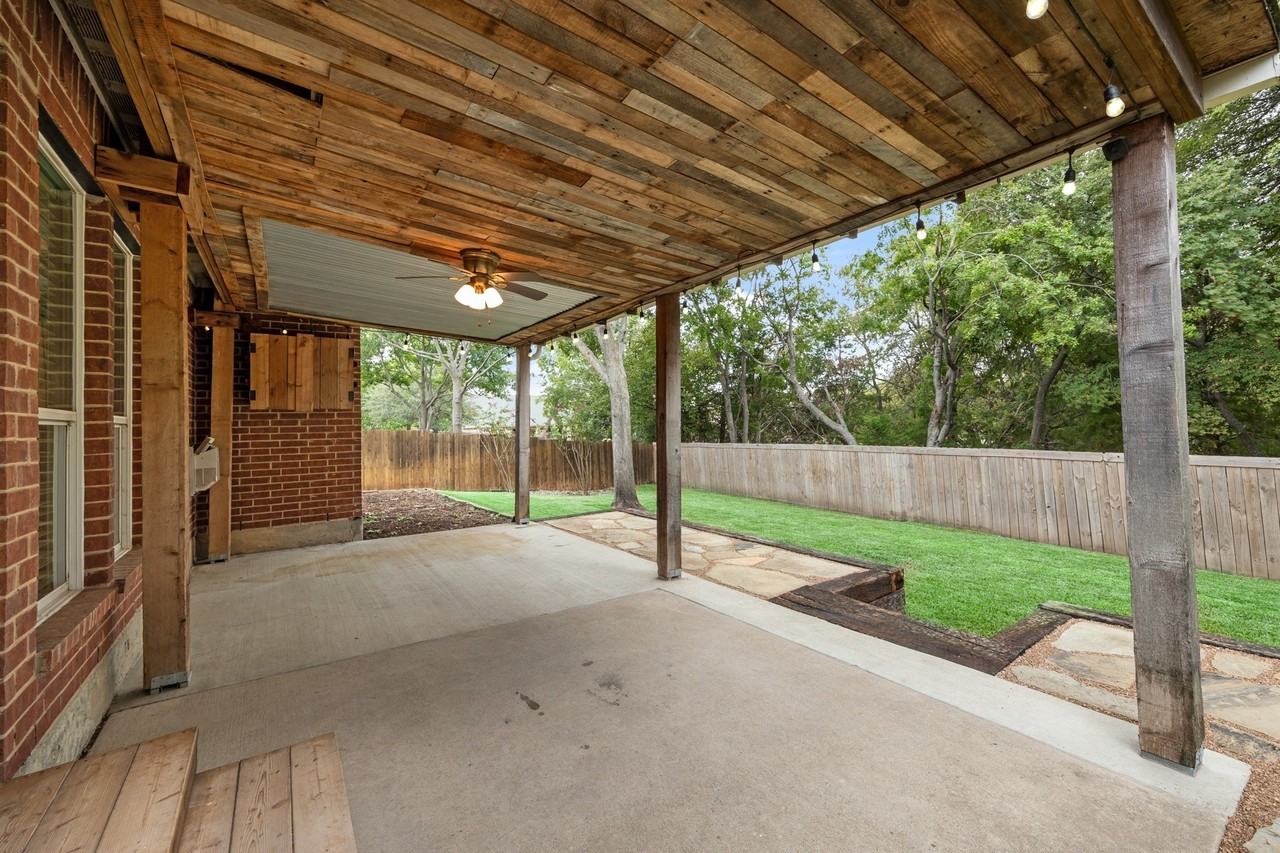 1275 Mission Dr - Photo 3 of 26