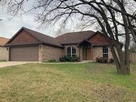 featured image of 104 Spring Bouquet St