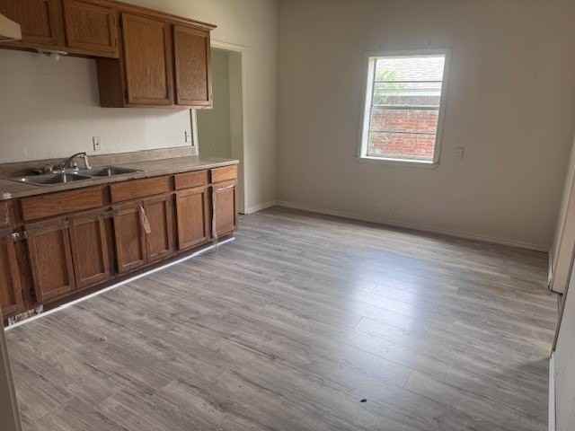 1244 12th St Se - Photo 3 of 8