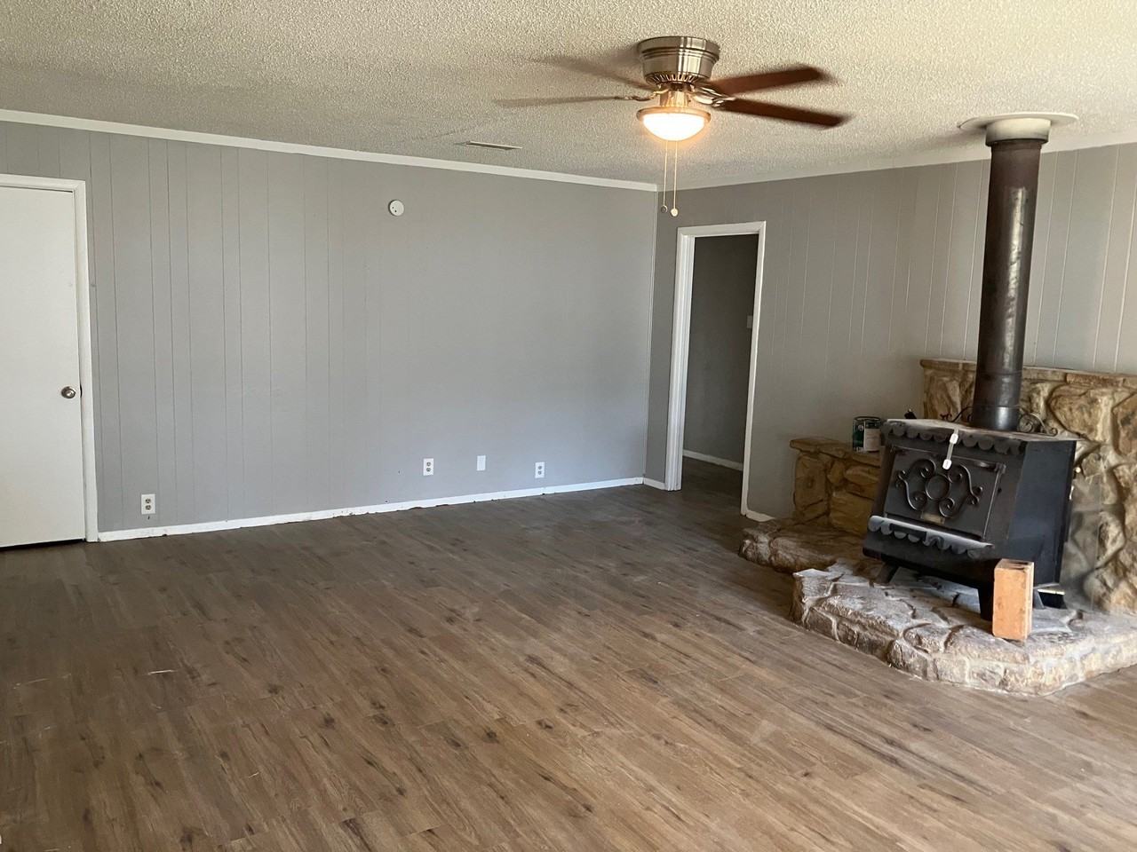 4017 Gordon St - Photo 2 of 8