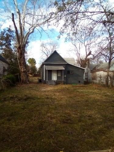 514 E Sears St - Photo 2 of 9