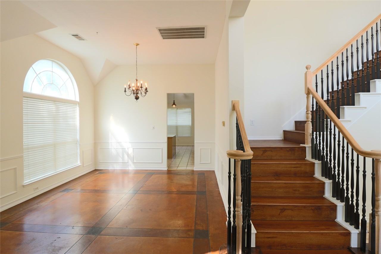 11405 Prestige Dr - Photo 4 of 23