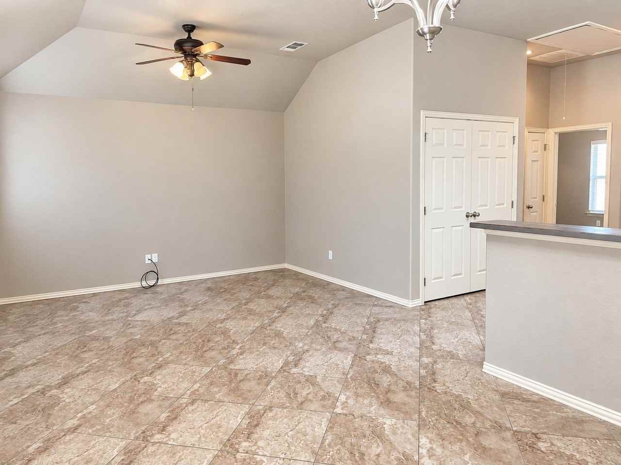 503 Mountain View Trl - Photo 2 of 8