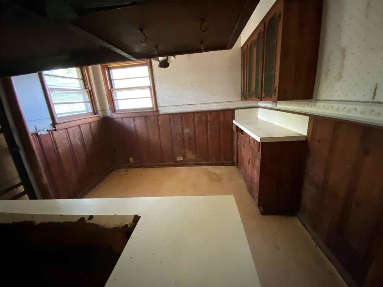 501 W Terrell Ave - Photo 7 of 22