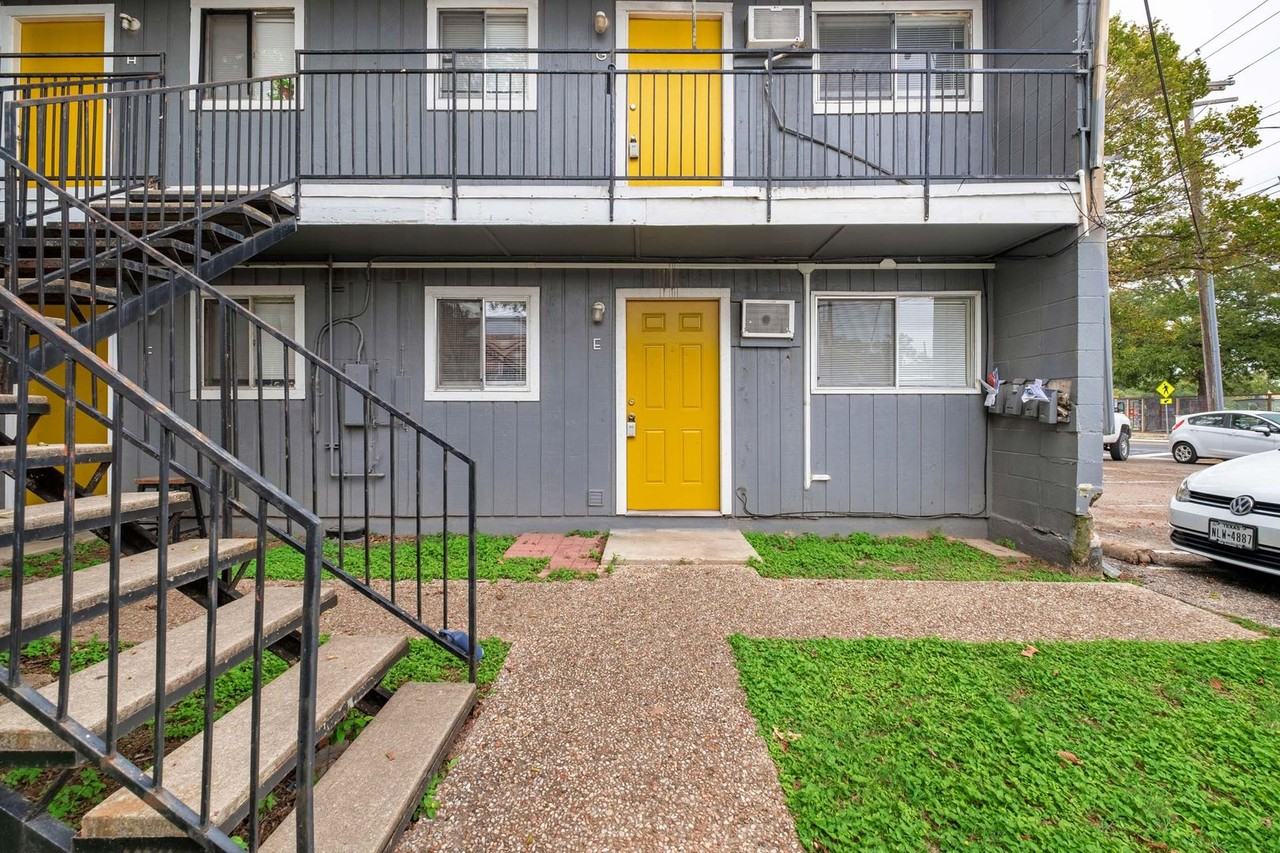 903 Springdale Rd #G - Photo 2 of 14