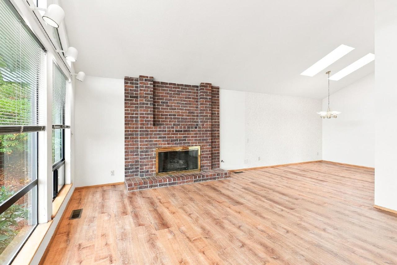 5614 135th Pl Se - Photo 3 of 24