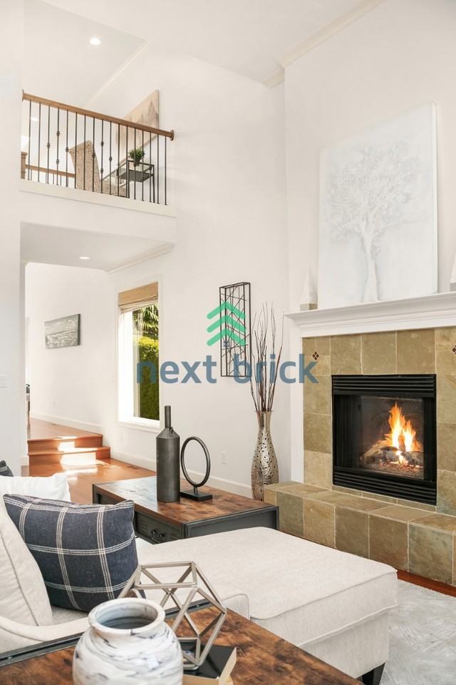 717 State St S - Photo 6 of 44