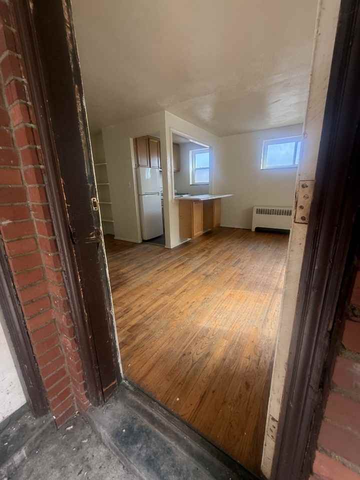 1400 Maple Dr #18 - Photo 2 of 7