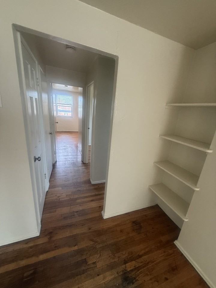 1400 Maple Dr #18 - Photo 3 of 7