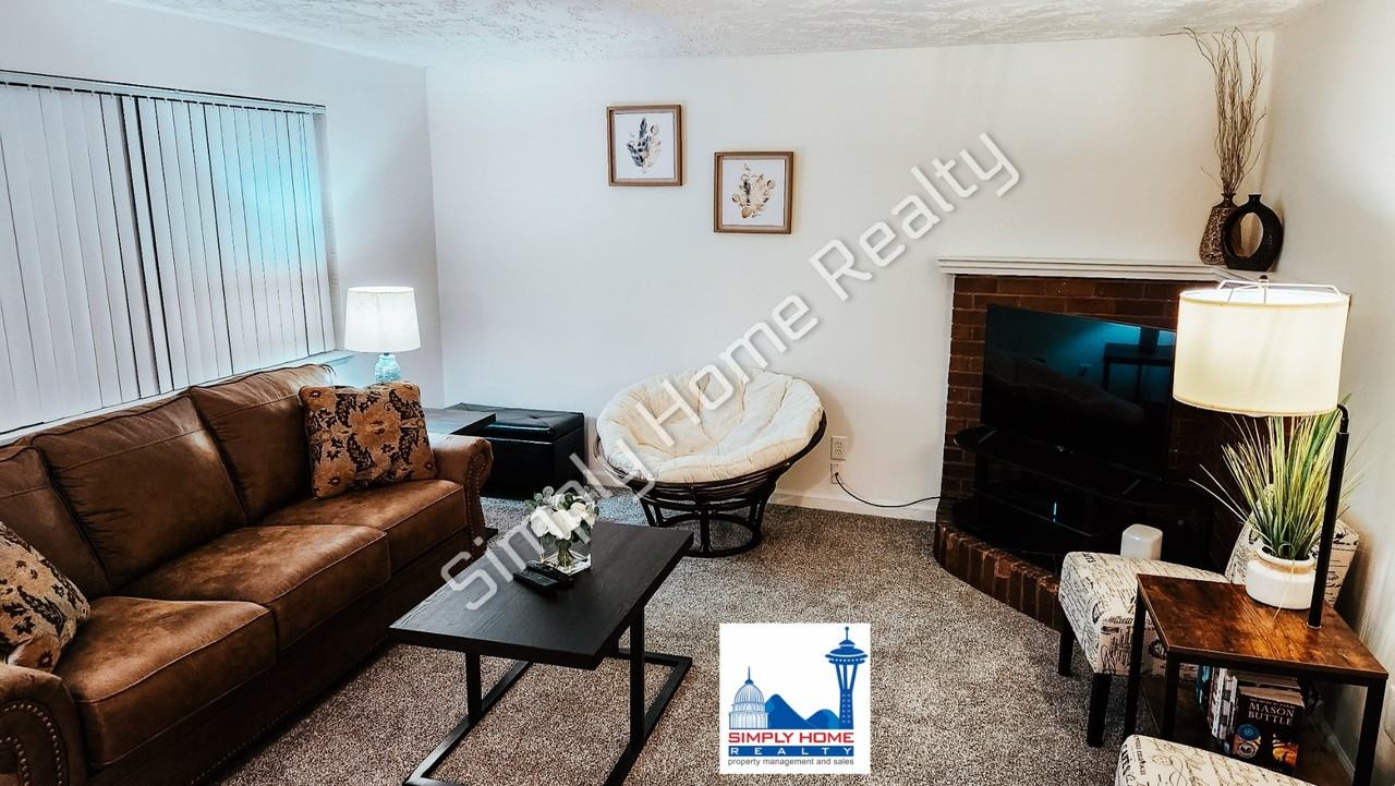 4909 Rumac St Se #B - Photo 4 of 24
