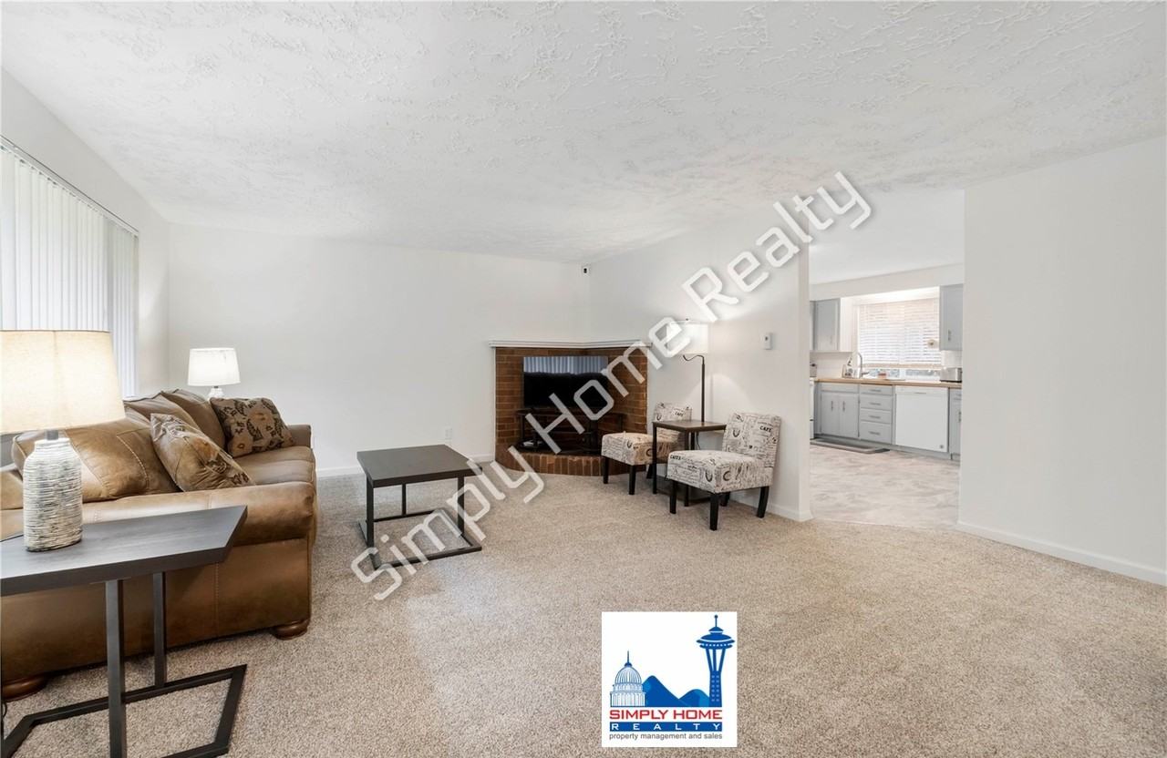 4909 Rumac St Se #B - Photo 6 of 24