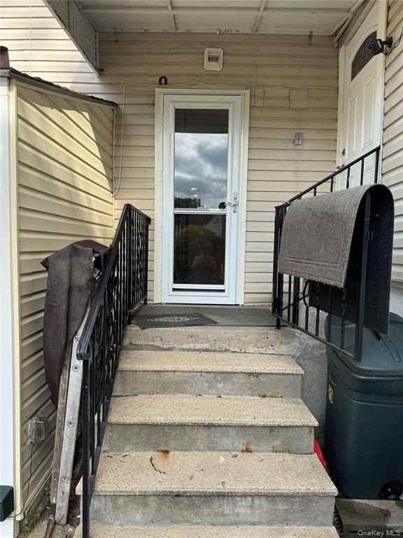 29 Sedgwick Ave - Photo 2 of 8