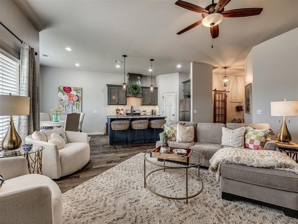 14704 Brinklee Way - Photo 7 of 34