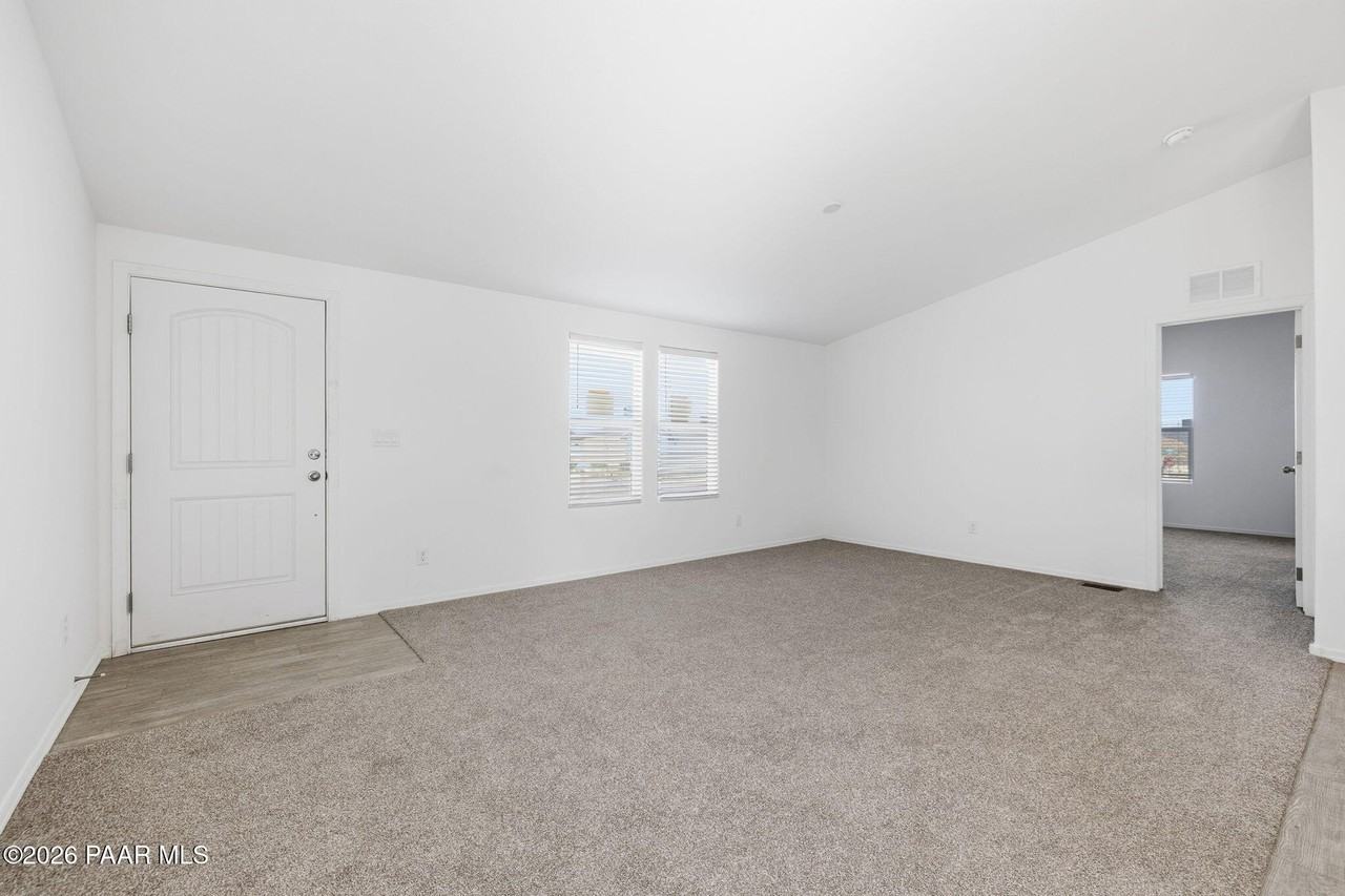 20365 E Cedar Canyon Dr - Photo 3 of 23