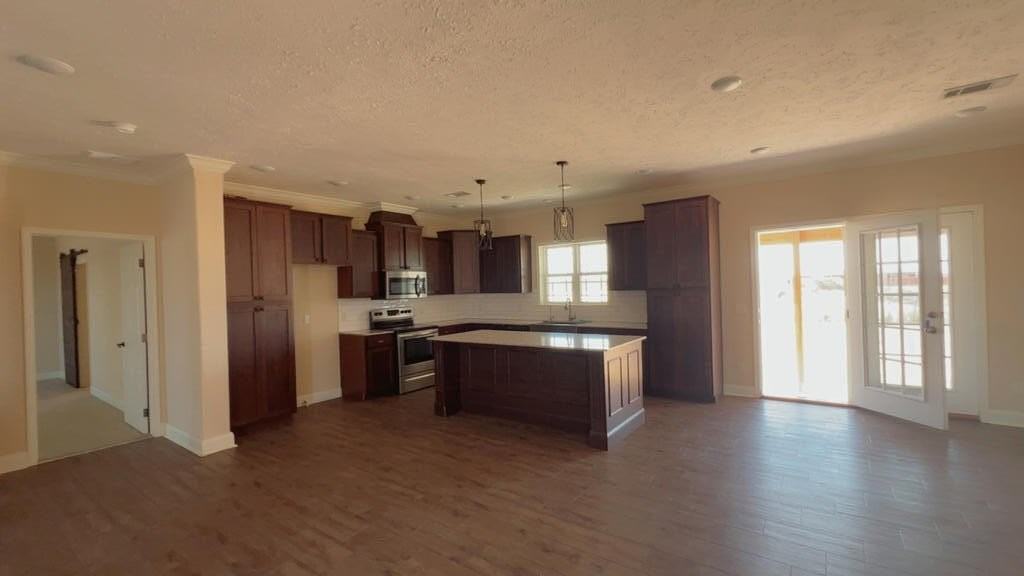 4204 S County Road 1128 - Photo 4 of 20